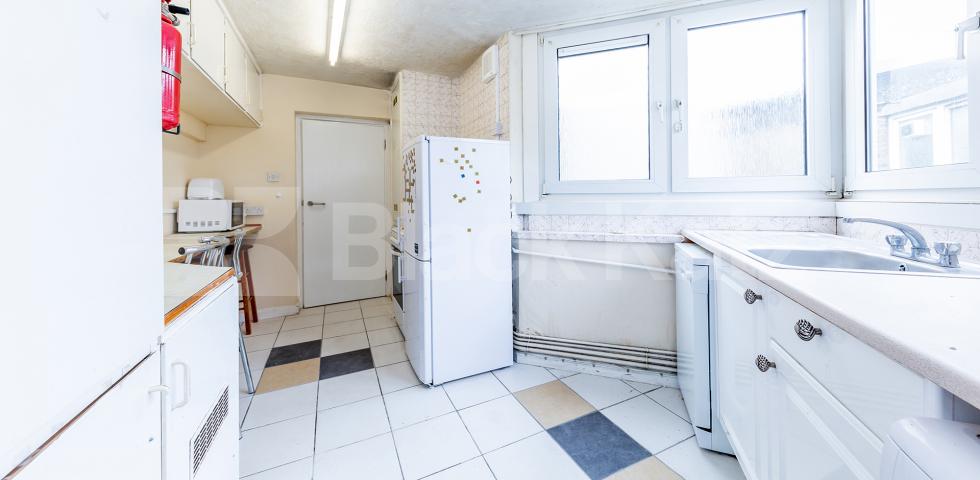 			NEW INSTRUCTION!, 4 Bedroom, 1 bath, 1 reception Flat			 Agar Grove, CAMDEN